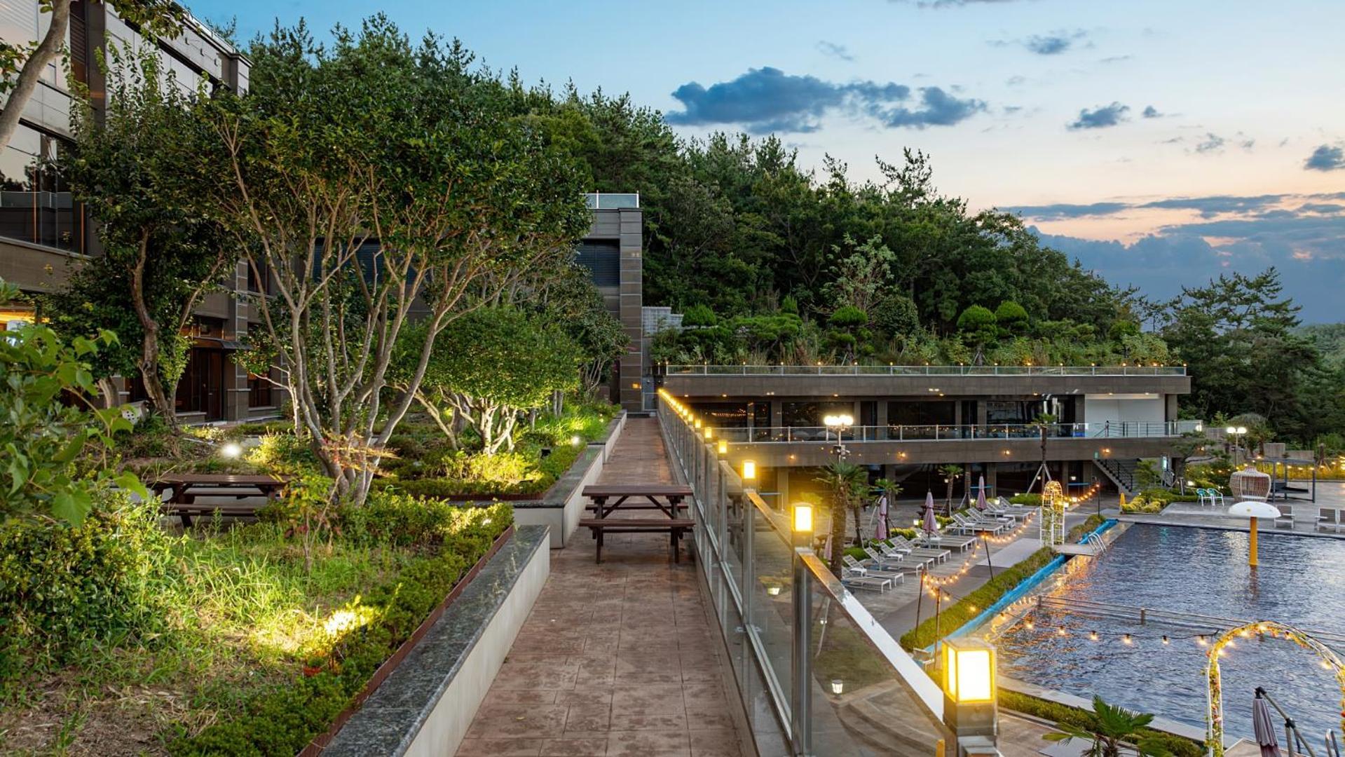 Hotel Jcs Yeosu Exterior photo
